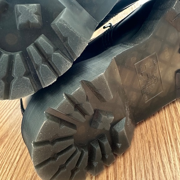 Dr. Martens 1460 Bex 8-Eye Smooth Leather Boots 11 Black - Picture 4 of 6